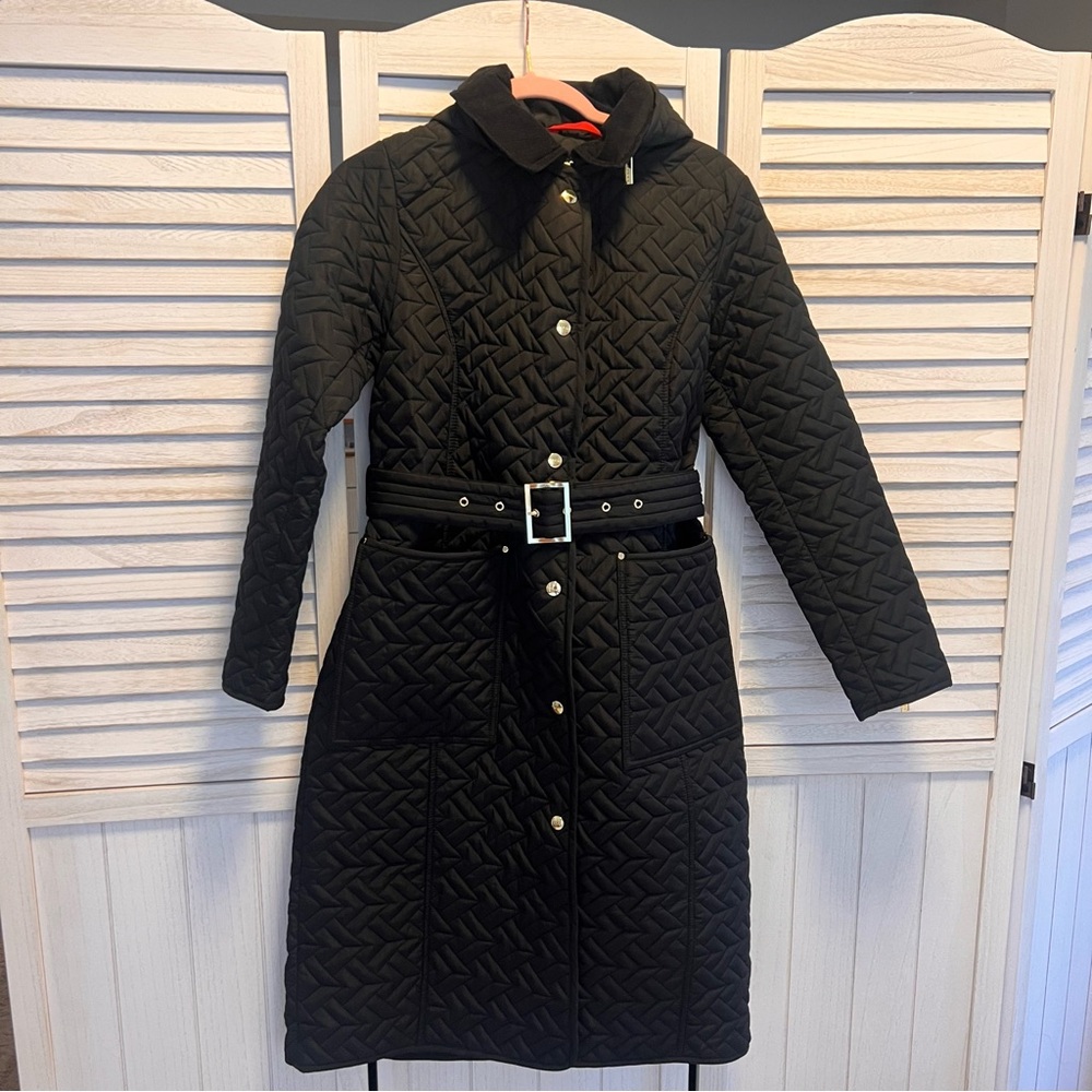 RADLEY LONDON Black and Red Quilted Coat